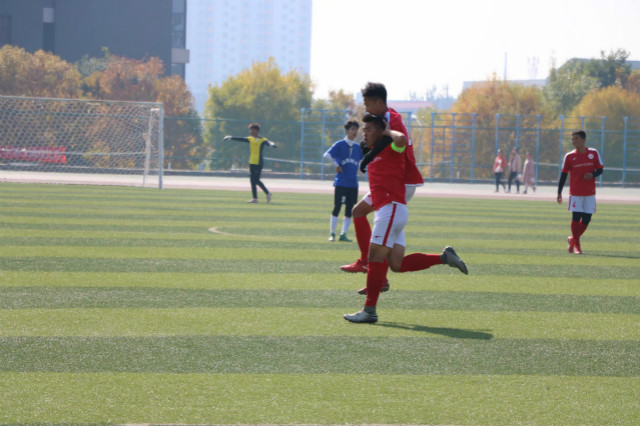 闪光的信院第247期:敢梦敢当的信院男足用行动诠释体育精神