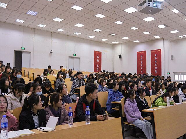 【辅导员说完满】大学必懂二三事——艺术传媒学院2020级辅导员说完满