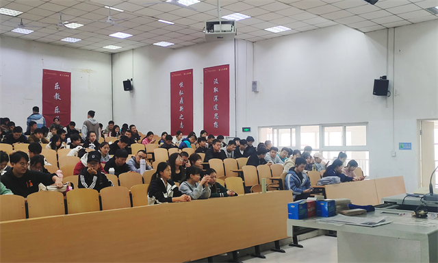 【辅导员说完满】靡不有初 鲜克有终——大数据学院、信息工程学院2023级辅导员说完满活动