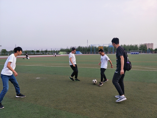 【完满班级】完满之路 你我同在——淬炼商学院五月完满班级主题活动（十二）