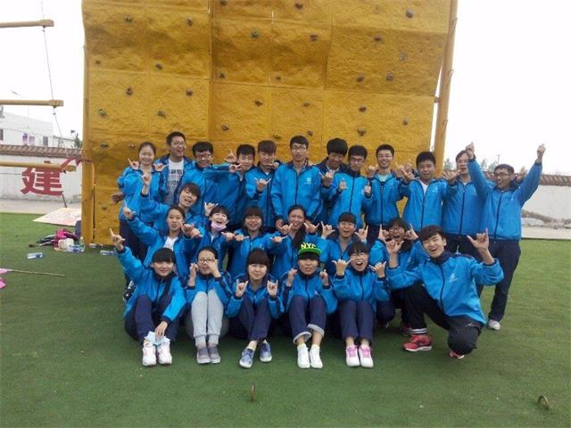 【荣誉周】十佳五四红旗团支部·信工系信管1401班团支部