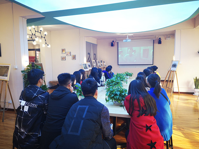 【完满班级】公益活动 使我们出彩——淬炼商学院十月完满班级主题活动（五十二）