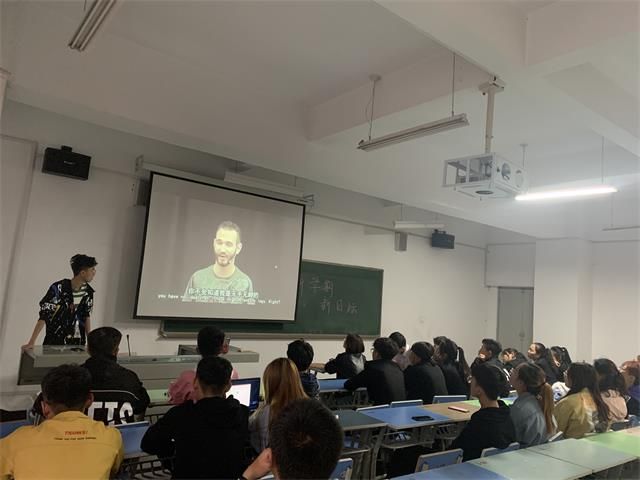 【完满班级】“生命不止 自强不息”奋进影片赏析——艺术传媒学院动画1902班举办班级完满活动