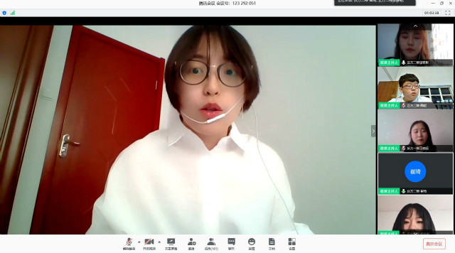 百“辩”之战 谁“语”争锋