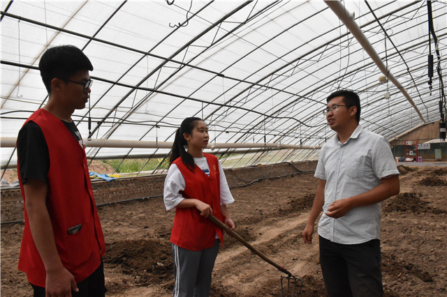 科技点缀人生 展望未来新时代——大数据学院、信息工程学院“情系三农”实践团