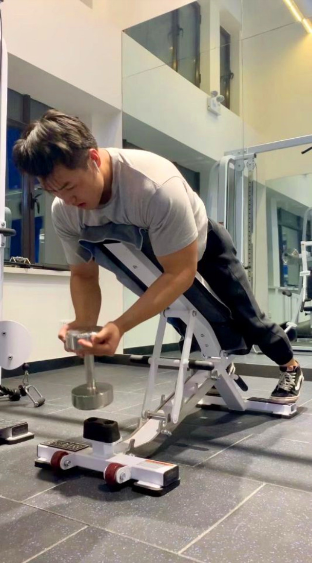 【完满班级】学优秀典范 走健康之路——机制1801班完满班级活动