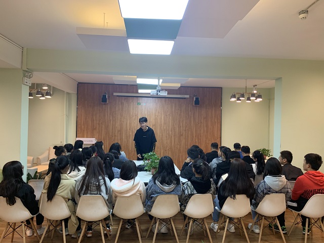 【完满班级】小小肩头 大大梦想——数字1902班举办完满班级活动