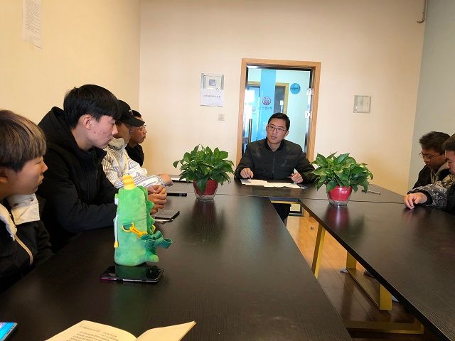 【辅导员说完满】安全卫生知识是开启运动的第一把钥匙——食品与环境学院2016级辅导员说完满