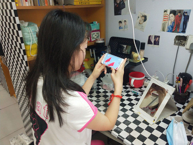 用奋斗的英姿 绽放新时代的芳华——软件1706班“用奋斗绘制新时代”主题完满班级活动