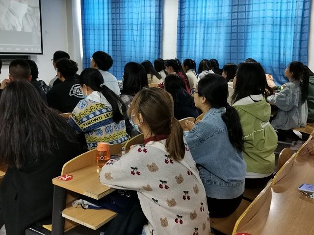 【完满班级】重温红色 经典影片——食品与环境学院园林1901班完满班级活动