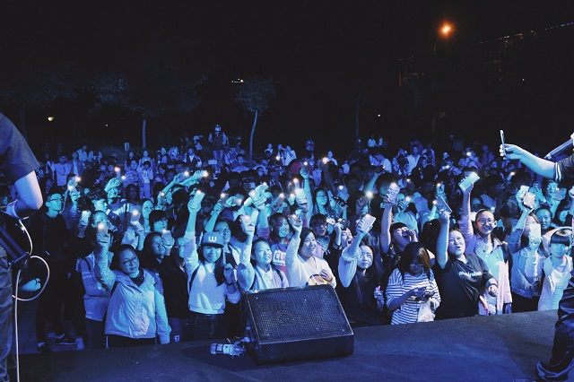 【音乐节】繁华待续 致敬一线不断奋斗的你们——“2017 无边”第五届校园摇滚音乐节感想