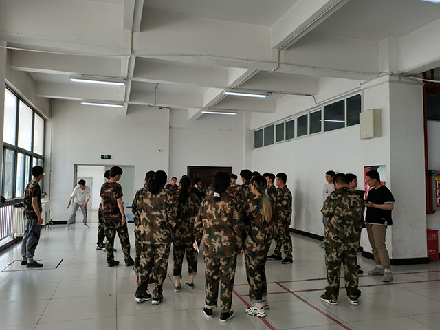 【完满班级】“乒乓有形 快乐无形”——网工2001班完满班级活动