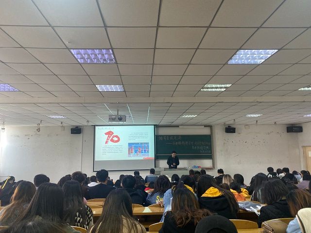 【辅导员说完满】研讨女排精神，共筑家国梦想——艺术传媒学院2017级辅导员说完满