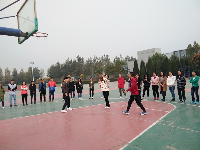 【完满班级】燃烧吧 青春——淬炼商学院十月完满班级主题活动（五十六）