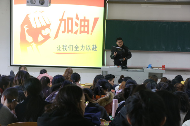 【辅导员说完满】 暂别懵懂 踏追梦之途——外语系2016级辅导员说完满