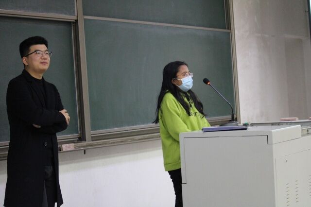 【1+1＞2】完满卓越启航 青春礼赞成长——经济与管理学院召开“完满之路 当代大学生素质教育创新与实践”2020级新生完满解读会