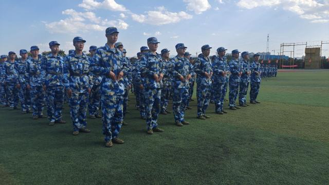 挥洒激情 遇见最棒的自己——21级智院学子军训纪实