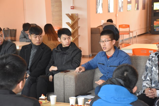 学生会主席沙龙第51期:关注时政 开启新征程
