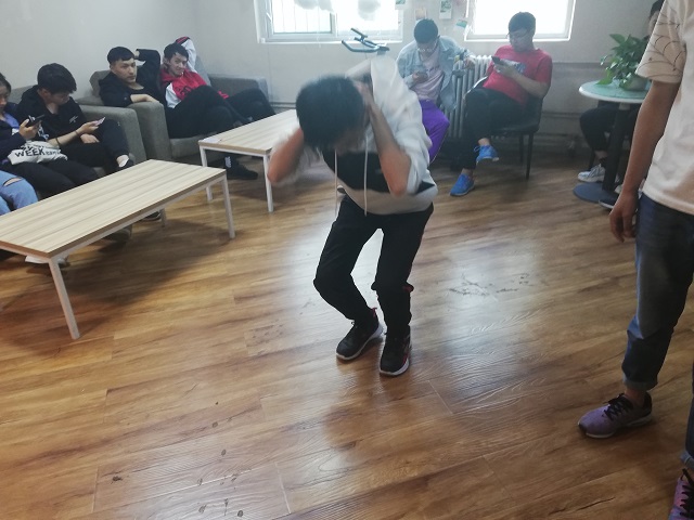 【完满班级】妙语连珠 薪火相传——数据1801班“寻访母语之美”诗词比赛