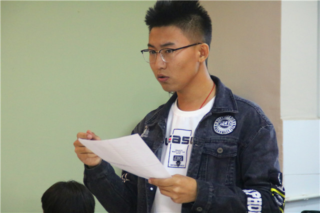 群雄舌战展雄风 争锋相对辩天下——智能工程学院第六届“舌战群儒”辩论赛落下帷幕