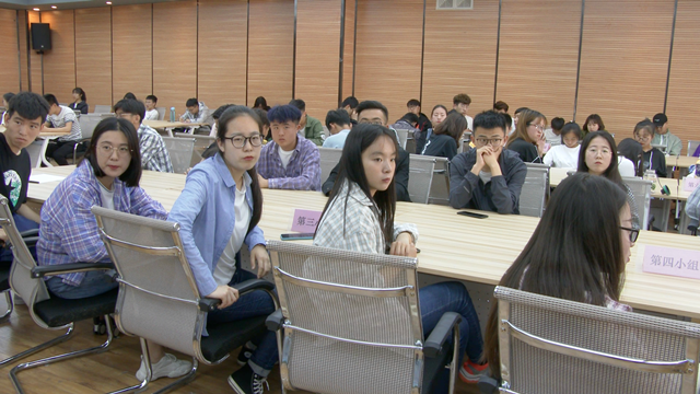 扬安全之帆 载生命之舟——首届大学生安全教育座谈会顺利召开