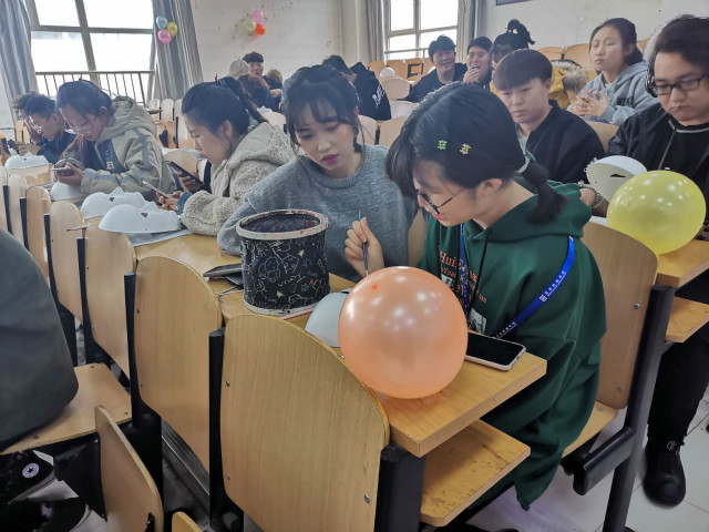 【社团巡礼节】“传媒杯”原创脸谱大赛 探寻国粹文化