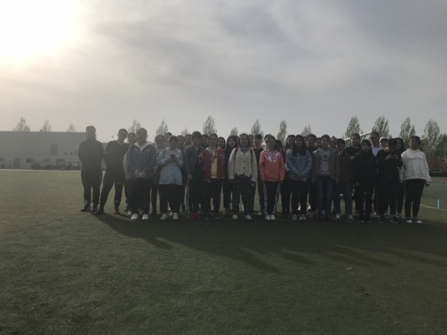 【完满班级】谱写生命之歌 弘扬运动精神——外国语言文学系举办4月完满班级活动