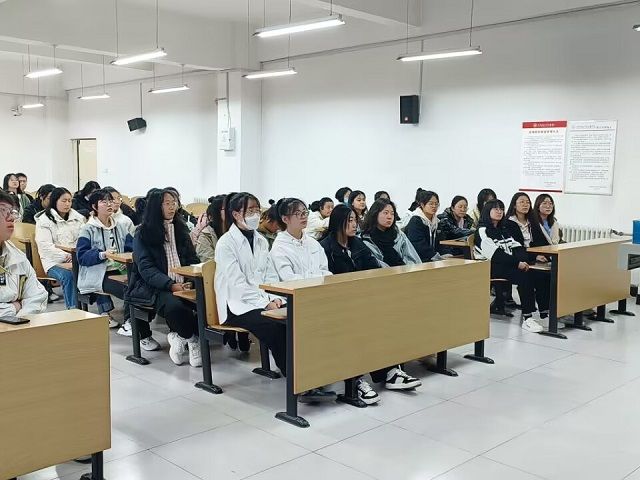 【辅导员说完满】完满学分解读 完满生活相伴——食品与环境学院2022级辅导员说完满