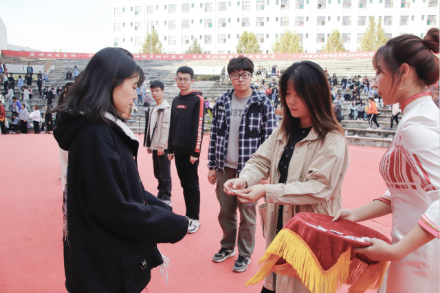 扬帆起航迎新生 乘风破浪共前行——意趣无边•学长来了无边书院2020级新生入院仪式