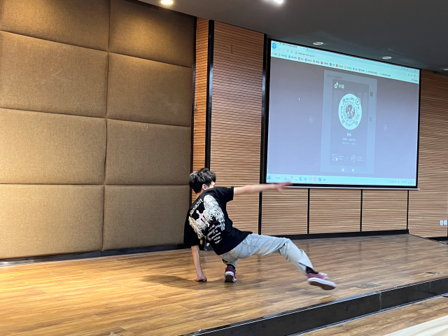 倾听“室”界 因你不同——寝室文化PK赛