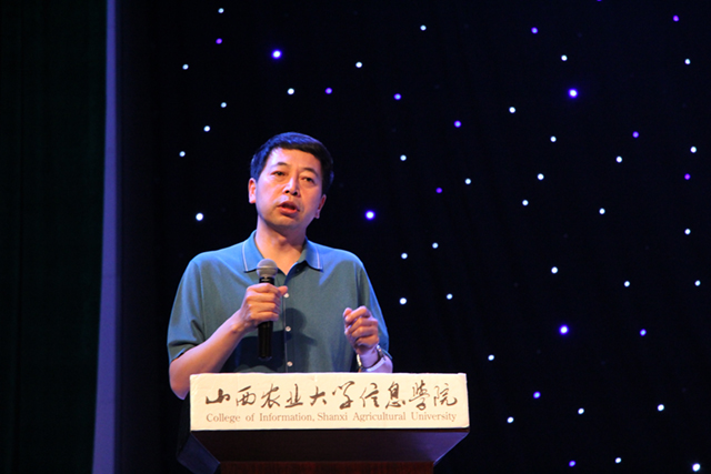 2015-2016学年大学生艺术团演员等级证书授予仪式星光璀璨