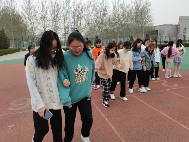 【完满班级】生命因运动精彩 体育让梦想成真——外国语言文学系英语2006班、经贸2001班完满班级活动