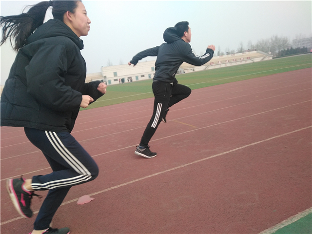 【完满班级】无体育 不青春——淬炼商学院三月完满班级主题活动(四)