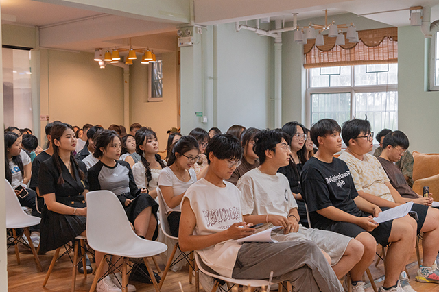 朝花夕拾 不负韶华——艺术传媒学院第十届学生会优秀部门评选暨“艺路领先”学生干部培训
