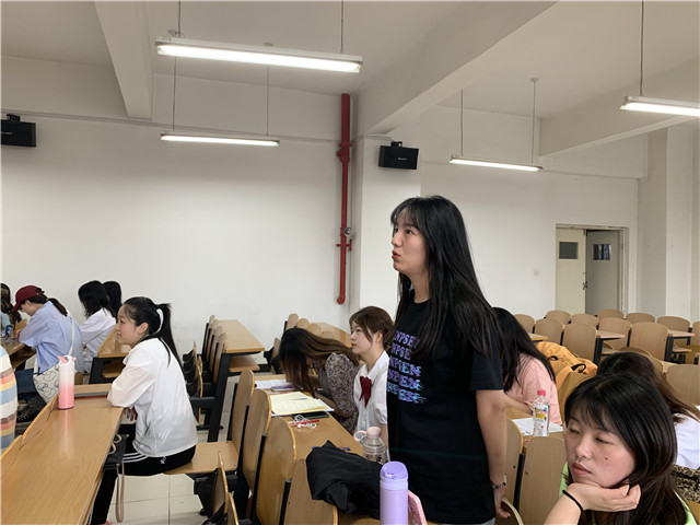 【完满班级】承千年精粹 扬时代弘毅——商务英语学院涉外1801班、英语1806班完满班级活动