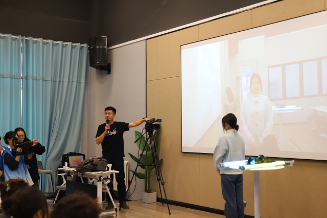 学会用镜头记录完满时光——第56期“创客视界”传媒沙龙如期举行