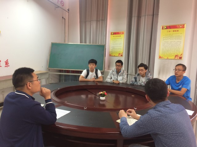 激发B类社团活力 放飞完满人生——大数据学院、信息工程学院召开B类社团工作座谈会