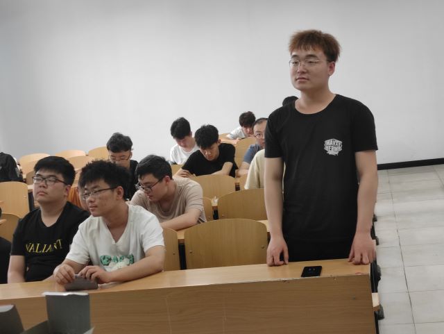 【完满班级】“亮出自我 飞翔青春”——大数据学院、信息工程学院网络工程1901完满班级活动