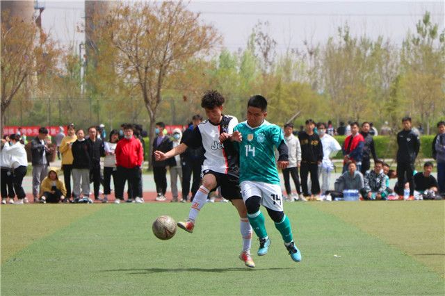 第十三届“至强杯”男子足球联赛圆满落幕