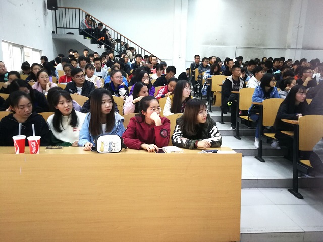 乘风破云际 沧海勤勉创佳绩——食品与环境学院第六届学生会干事培训大会