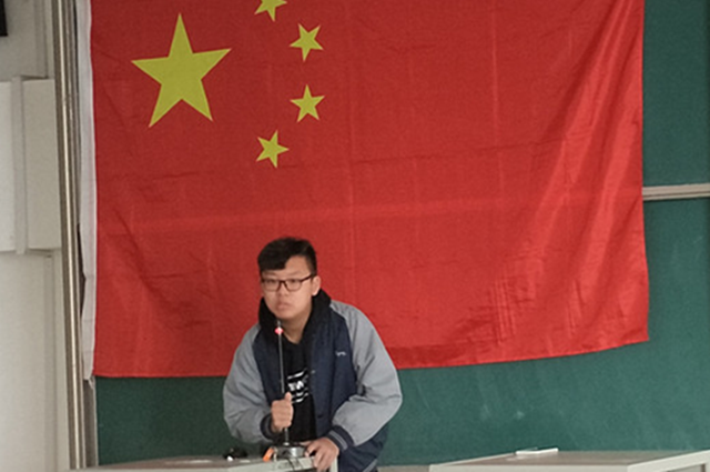 【完满班级】学习十九大精神 顺应时代新发展  ——淬炼商学院举办“善”行青春主题活动（六十四）