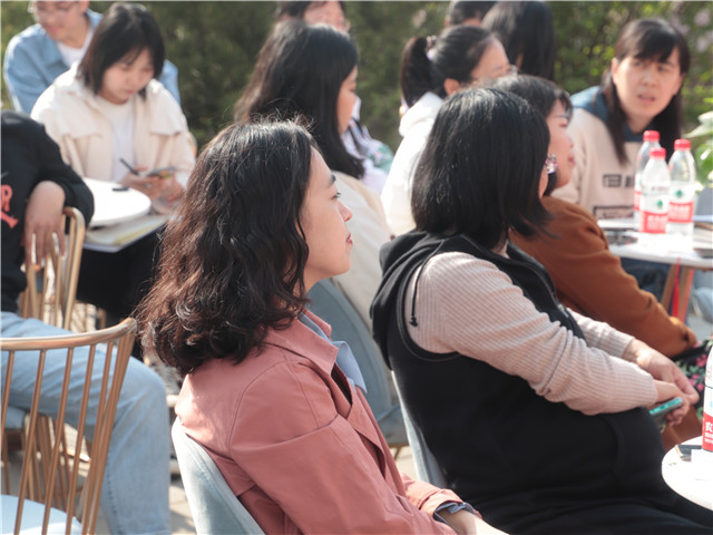 丁香满园流光色 诗词如韵 待你感受——“最美四月天”丁香诗会