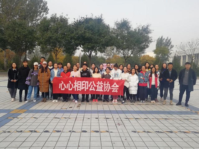 【社团快讯】用心传递一份爱 温暖相继一缕情——心心相印公益协会携手青藤书院走进福康老年公寓