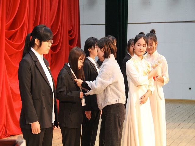 薪火传承 蓄势待发 共绘食环精彩——食品与环境学院第八届学生会见面会