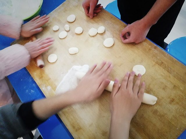 【完满班级】悠悠冬至情 盘盘饺子味——食品与环境学院园林1702班完满班级活动