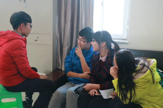 外语系与机电系交流会之“完满教育的魅力及伟大”
