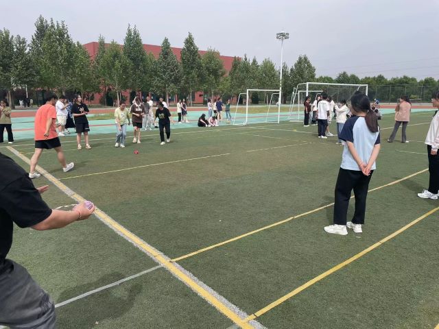 【完满团支部】激情沙包 运动你我——大数据学院、信息工程学院计科2102班完满团支部活动