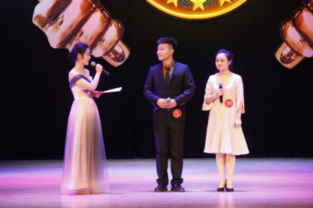 坚守梦想 续写人生——第八届“金话筒”超级主持人大赛