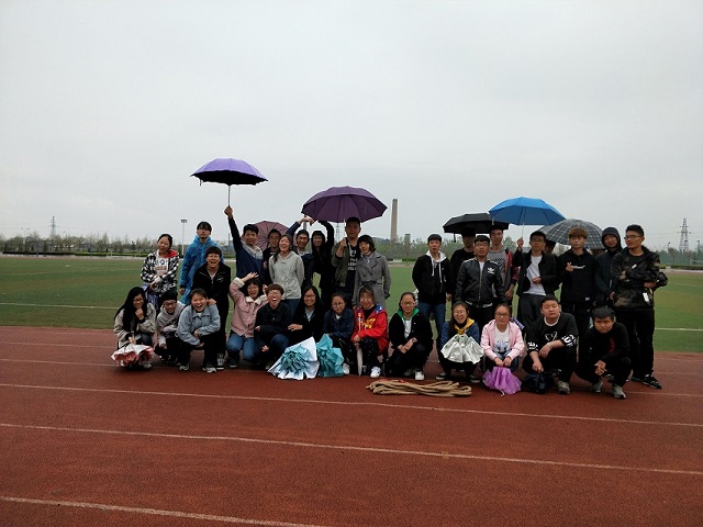 【完满班级】淋过的不是雨 是青春——环科系生技1701班级举办完满活动