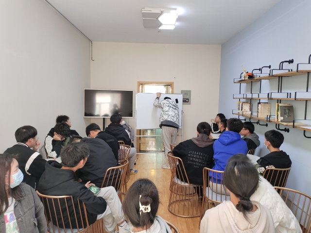 【完满团支部】你比我猜 默契无限——淬炼·国际商学院审计2101班完满团支部活动
